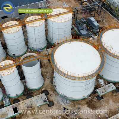 Schrauben aus Stahl als Biogas-Schlammbehälter: Sichere Lagerung des nährstoffreichen Nebenprodukts des Verdauungsprozesses.