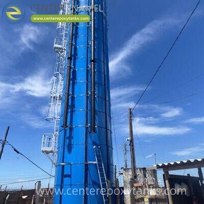 Schraubstahltanks als Prozessspeichertanks: Nahtlos in Produktionslinien integriert für ein gleichbleibendes Fluidmanagement.