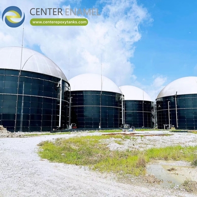Biogasanlage zur Behandlung von Industrieabfällen: Der Hauptbehälter für die Biogasverbrennung.