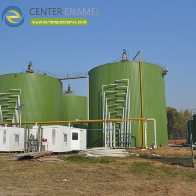 Biogasanlage für kommunale Abwasserbehandlung: Der Hauptbehälter für die Biogasgewinnung.