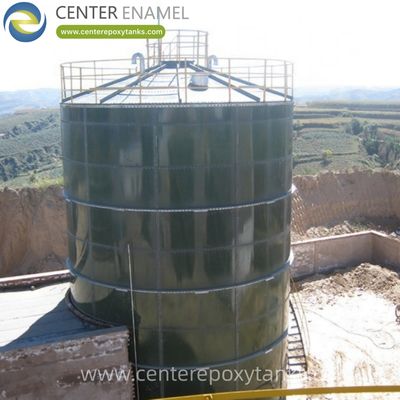Biogas-Speicherballon für einen landwirtschaftlichen Biogasfermenter: Unverzichtbare Speicherung für Gas, das aus Ernterückständen und landwirtschaftlicher Biomasse erzeugt wird