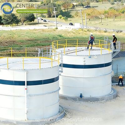 Außenflüssiges Dach für vertikalen Ölspeicher: Speziell so konzipiert, dass es sich in vertikalen Strukturen mit dem Flüssigkeitsniveau reibungslos bewegt und die Luft-Flüssigkeits-Schnittstelle minimiert